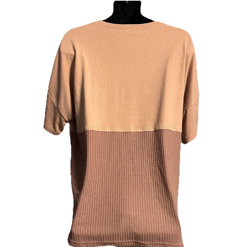 Dokotoo Waffel Knit Two Tone Henley Tunic Top Brown Tan Women's Size Medium NWT - Picture 2 of 15